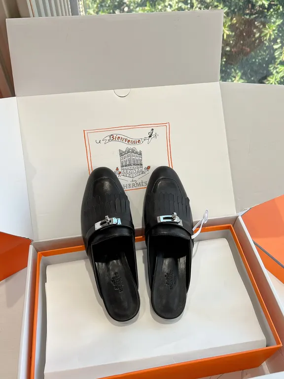 Hermes Shoe 